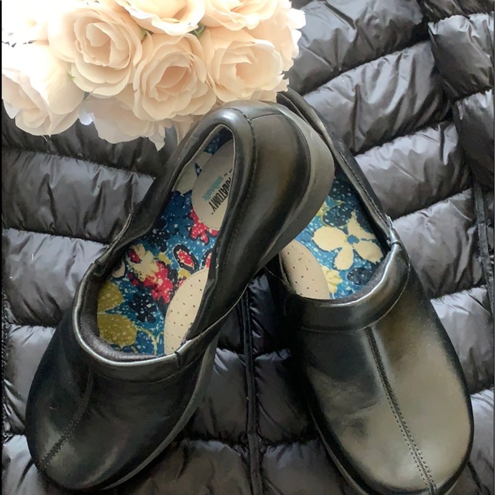 Grey’s Anatomy Work Clogs Worn Just Once !!!! - image 1